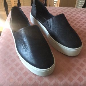 Rebecca Minkoff blk D’Orsay leather sneaks